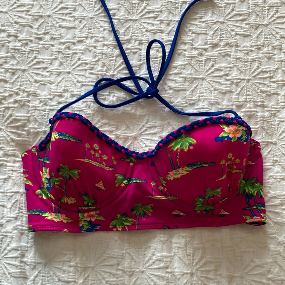 Hollister Pink and Blue Tropical Bikini Top